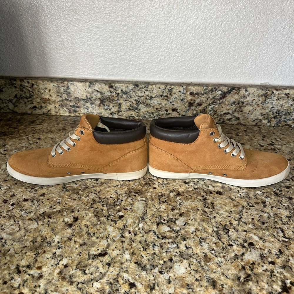 Timberland Earthkeepers Women’s Bria Sneaker Chukka Boots - Picture 2 of 4